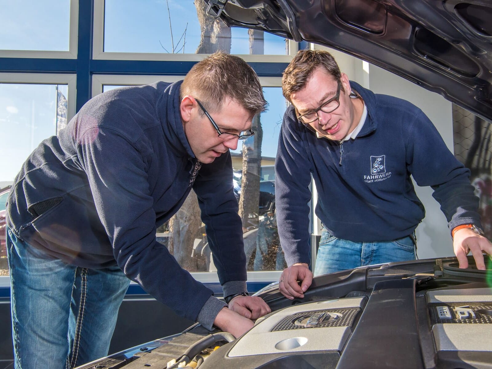 FAHRWERK statt Stillstand | Autovermietung, Autoverkauf, Werkstatt und Reparatur